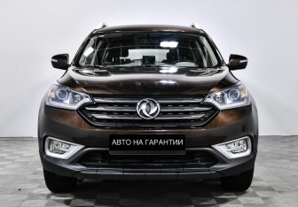 Подержанный автомобиль DongFeng AX7 2017 года (2 фото)