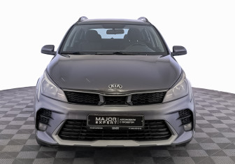 Подержанный автомобиль Kia Rio Hatchback 2021 года (2 фото)