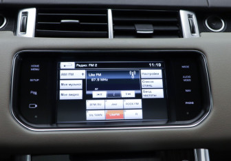 Подержанный автомобиль Land Rover Range Rover Sport 2014 года (15 фото)