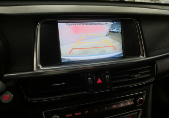 Подержанный автомобиль Kia Optima Sedan 2017 года (16 фото)