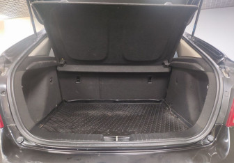 Подержанный автомобиль Chevrolet Cruze Hatchback 2012 года (12 фото)