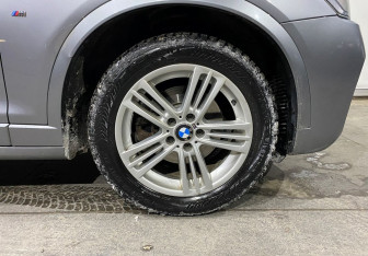 Подержанный автомобиль BMW X3 2014 года (21 фото)
