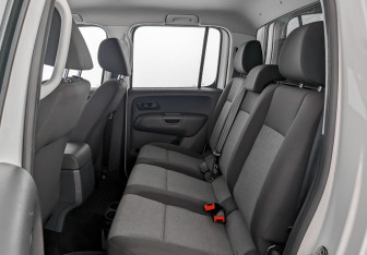 Подержанный автомобиль Volkswagen Amarok 2018 года (12 фото)