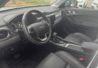 Подержанный автомобиль Chery Tiggo 4 2022 года (9 фото)