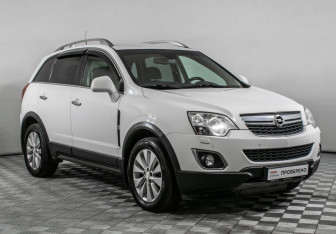 Подержанный автомобиль Opel Antara 2015 года (3 фото)