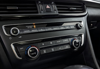 Подержанный автомобиль Kia Optima Sedan 2018 года (26 фото)