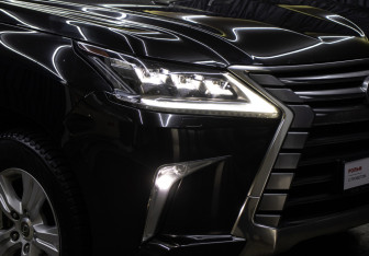 Подержанный автомобиль Lexus LX 2016 года (26 фото)