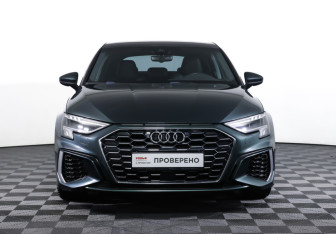 Подержанный автомобиль Audi A3 Hatchback 2021 года (2 фото)