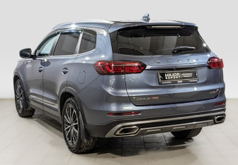 Подержанный автомобиль Chery Tiggo 8 Pro 2021 года (7 фото)