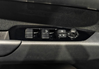 Подержанный автомобиль Mazda CX-5 2023 года (16 фото)