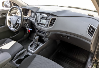 Подержанный автомобиль Hyundai Creta 2018 года (11 фото)