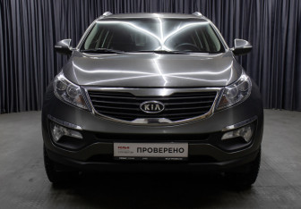 Подержанный автомобиль Kia Sportage 2012 года (2 фото)