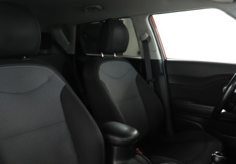 Подержанный автомобиль Kia Soul 2017 года (16 фото)