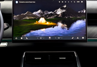 Подержанный автомобиль Chery Tiggo 9 2024 года (17 фото)