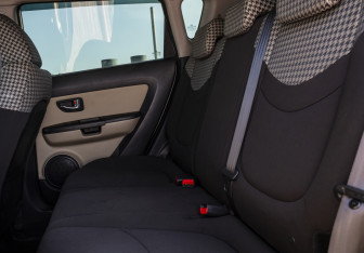 Подержанный автомобиль Kia Soul 2011 года (13 фото)