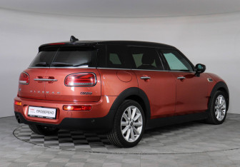 Подержанный автомобиль MINI Clubman Wagon 2020 года (5 фото)