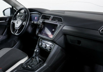 Подержанный автомобиль Volkswagen Tiguan 2019 года (6 фото)