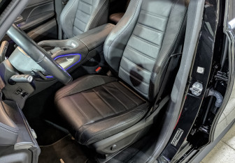 Подержанный автомобиль Mercedes-Benz GLE 2021 года (20 фото)