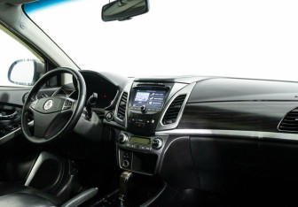 Подержанный автомобиль SsangYong Actyon 2014 года (5 фото)