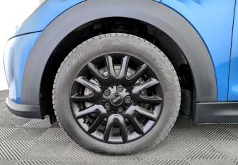 Подержанный автомобиль MINI Hatch 2021 года (18 фото)