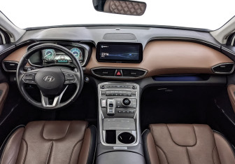 Подержанный автомобиль Hyundai Santa Fe 2021 года (14 фото)