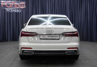Подержанный автомобиль Audi A6 Sedan 2020 года (6 фото)