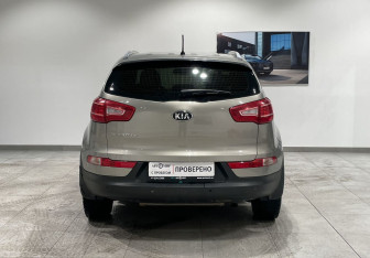 Подержанный автомобиль Kia Sportage 2013 года (6 фото)