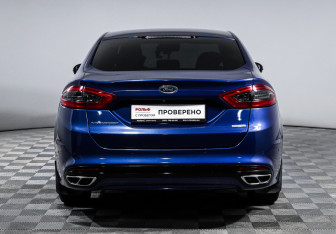 Подержанный автомобиль Ford Mondeo Sedan 2015 года (6 фото)