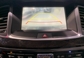 Подержанный автомобиль Hyundai Equus 2014 года (18 фото)