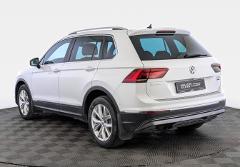 Подержанный автомобиль Volkswagen Tiguan 2017 года (7 фото)