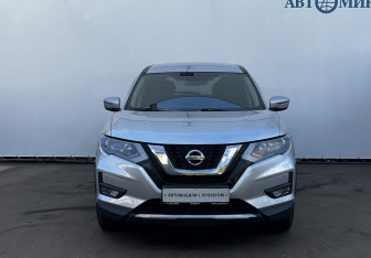 Подержанный автомобиль Nissan X-Trail 2020 года (2 фото)