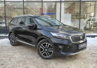 Подержанный автомобиль Kia Sorento 2019 года (3 фото)