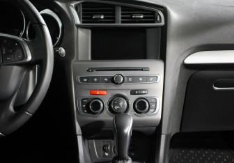 Подержанный автомобиль Citroen C4 Sedan 2021 года (11 фото)