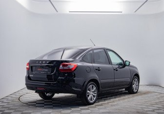 Подержанный автомобиль LADA (ВАЗ) Granta Liftback 2023 года (5 фото)