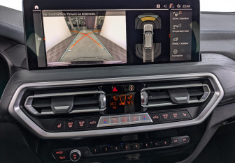 Подержанный автомобиль BMW X3 2021 года (25 фото)