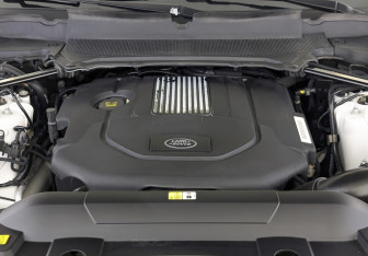 Подержанный автомобиль Land Rover Range Rover 2018 года (9 фото)