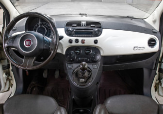 Подержанный автомобиль Fiat 500 Hatchback 2008 года (14 фото)