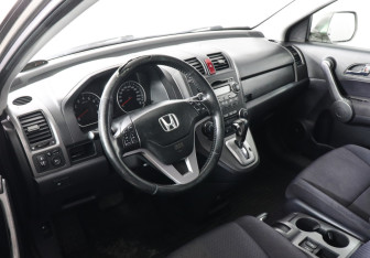 Подержанный автомобиль Honda CR-V 2008 года (5 фото)