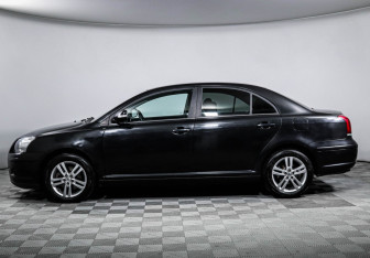 Подержанный автомобиль Toyota Avensis Sedan 2007 года (8 фото)