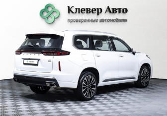 Подержанный автомобиль Exeed VX 2022 года (3 фото)