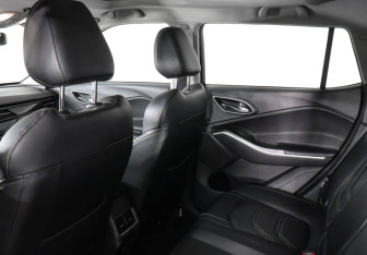 Подержанный автомобиль Москвич 3 2023 года (12 фото)