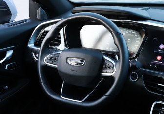 Подержанный автомобиль Geely Tugella 2023 года (47 фото)