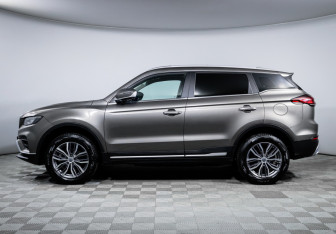 Подержанный автомобиль Geely Atlas Pro 2023 года (8 фото)