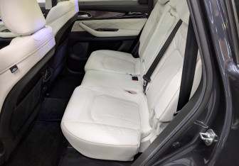 Подержанный автомобиль Exeed VX 2023 года (15 фото)