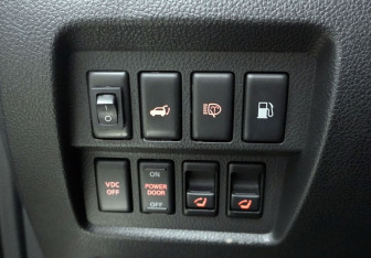 Подержанный автомобиль Nissan Murano Suv 2011 года (16 фото)