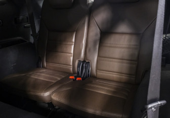 Подержанный автомобиль Kia Sorento 2017 года (14 фото)