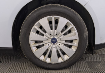 Подержанный автомобиль Ford Focus Hatchback 2018 года (12 фото)