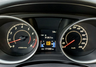 Подержанный автомобиль Mitsubishi ASX 2012 года (21 фото)