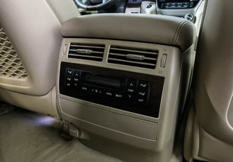 Подержанный автомобиль Toyota Land Cruiser Suv 2019 года (27 фото)