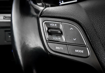 Подержанный автомобиль Hyundai Santa Fe 2015 года (27 фото)